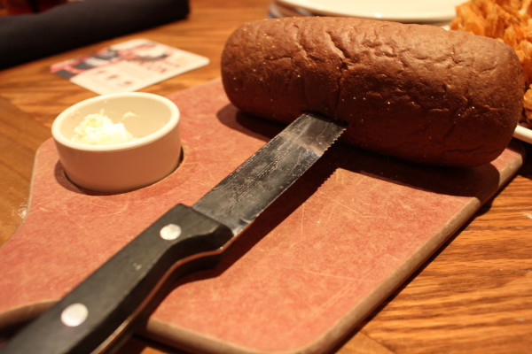 Outback Steakhouse Honey Wheat Bushman Bread