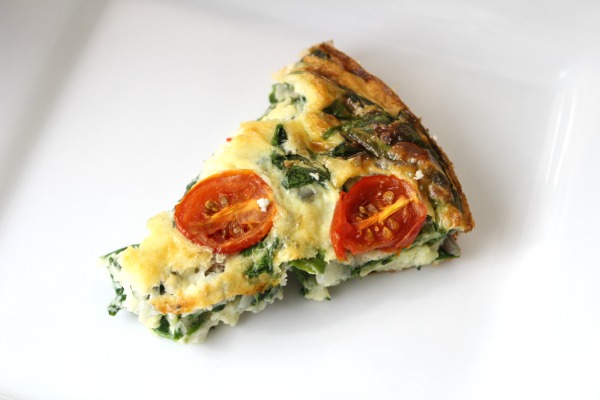 Spinach and Tomato Quiche with Blue Cheese