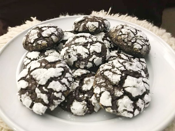 Chocolate Crinkle Cookies