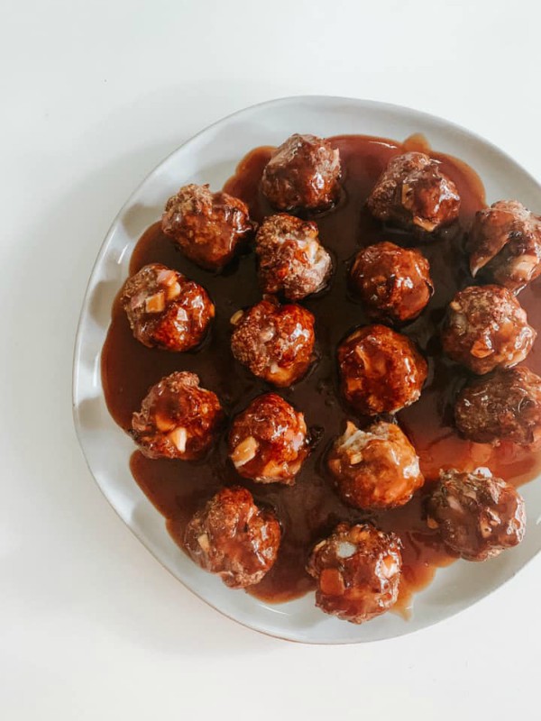 Cocktail Meatballs with Sweet & Sour Sauce