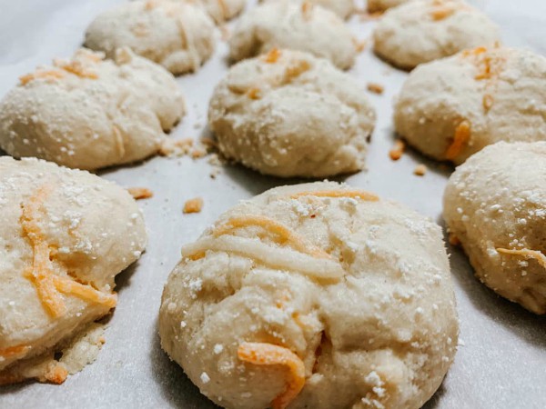 Filipino Cheese Bread