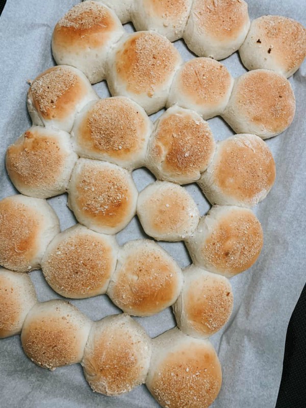 Pandesal (Filipino Bread Rolls)