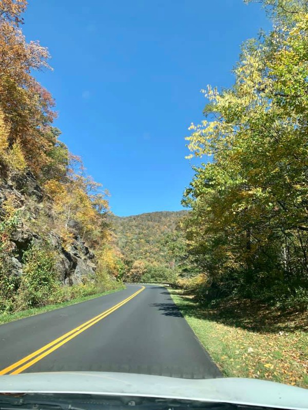 A Scenic Drive on the Blue Ridge Parkway