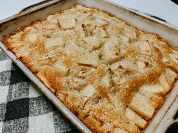 Easy Apple Cobbler