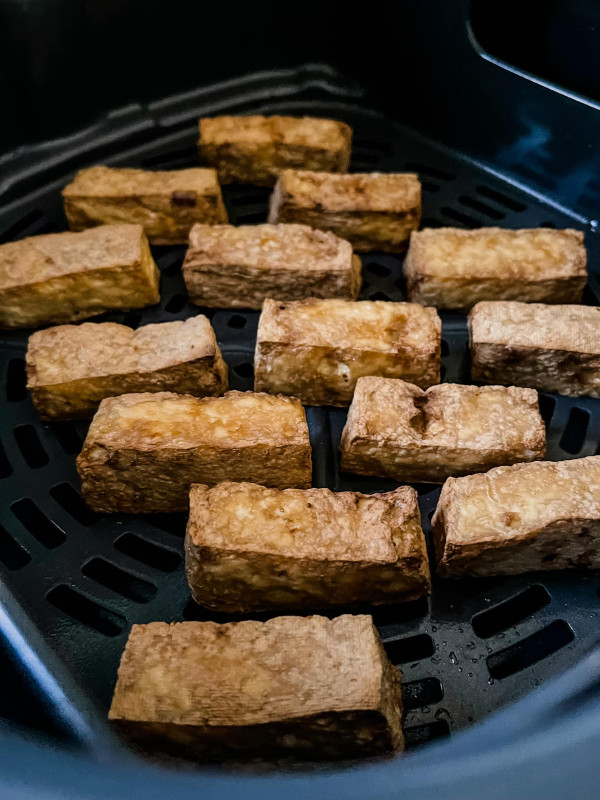 Crispy Air Fryer Tofu